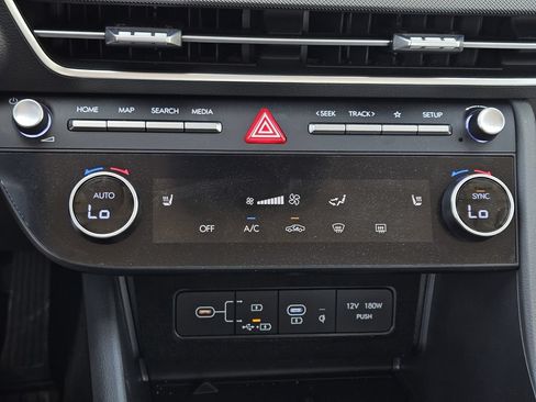 Used 2025 Hyundai Sonata SEL FWD image 15