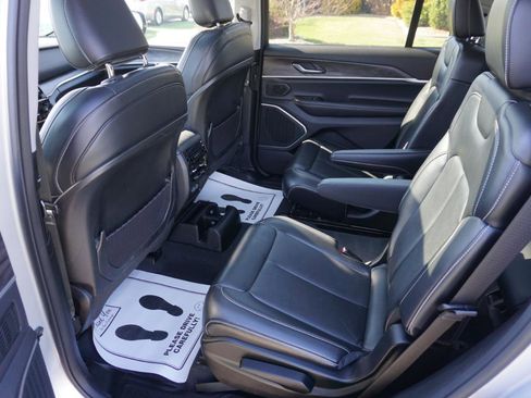 Used 2021 Jeep Grand Cherokee L Limited image 8