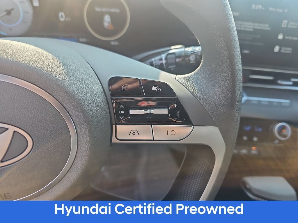 Certified 2024 Hyundai Elantra SEL FWD image 18