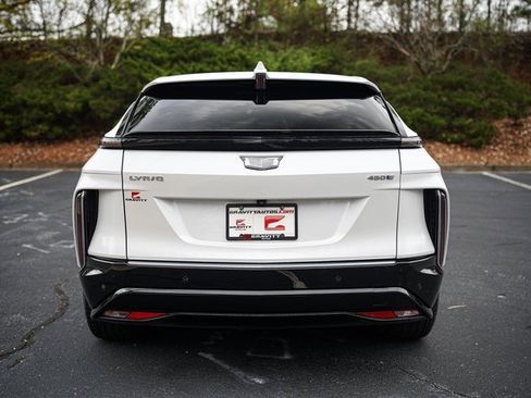 Used 2024 Cadillac Lyriq Tech image 8