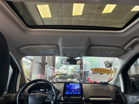Used 2020 Ford EcoSport SE FWD image 27
