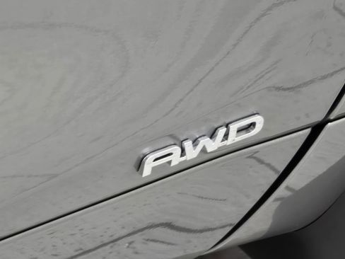 New 2026 Toyota Highlander Platinum image 21