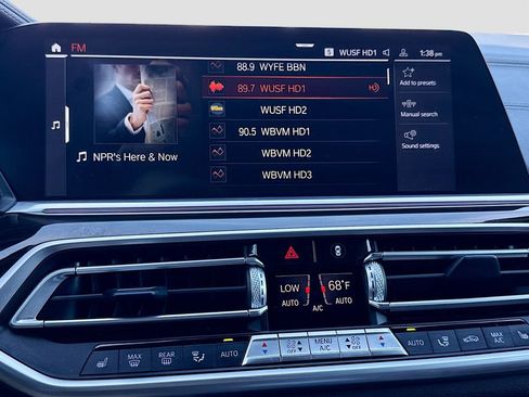 Used 2021 BMW X5 xDrive40i w/ Premium Package image 34