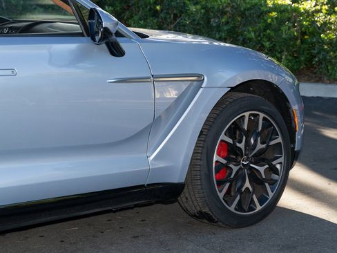 Used 2021 Aston Martin DBX image 8