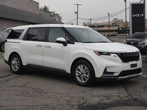 Used 2024 Kia Carnival LX FWD image 52