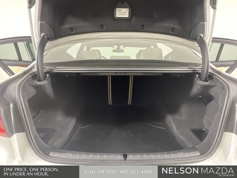 Used 2020 BMW 540i w/ Premium Package image 13