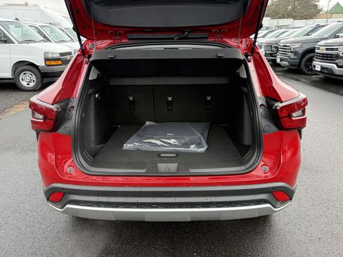 New 2026 Chevrolet Trax LT w/ Driver Confidence Package image 23