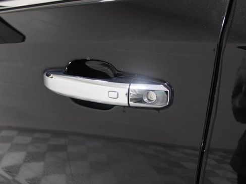 Used 2021 GMC Sierra 1500 Denali w/ Denali Ultimate Package image 18