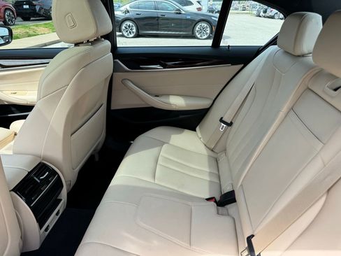 Used 2019 BMW 530i w/ Convenience Package image 14
