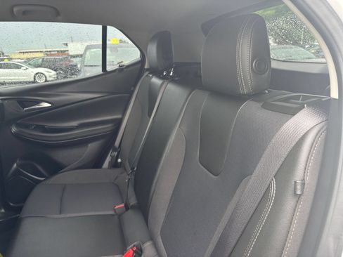 Used 2025 Buick Encore GX Preferred FWD image 26