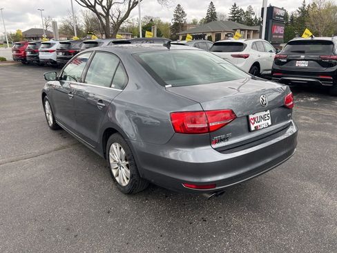 Used 2015 Volkswagen Jetta SE FWD image 6