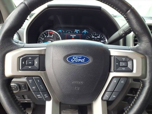 Certified 2020 Ford F350 Lariat w/ Lariat Ultimate Package image 17
