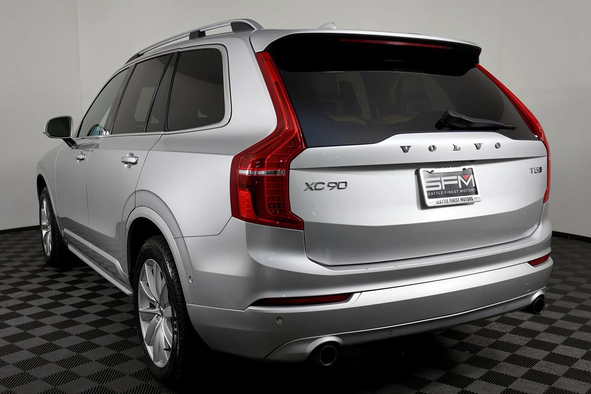 Used 2018 Volvo XC90 T5 Momentum w/ Convenience Package AWD/4WD image 11