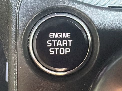 Used 2025 Kia K4 LXS image 23