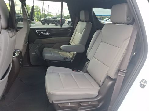 Certified 2023 Chevrolet Tahoe Z71 w/ Luxury Package AWD/4WD image 20