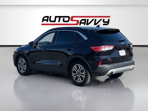 Used 2022 Ford Escape SEL w/ Technology Package FWD image 4