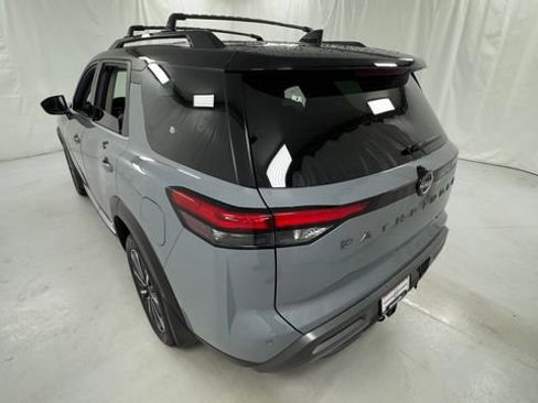 New 2026 Nissan Pathfinder Platinum w/ Lighting Package AWD/4WD image 5