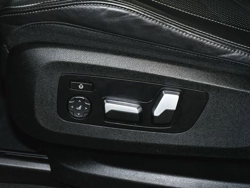 Used 2023 BMW X5 xDrive40i AWD/4WD image 49