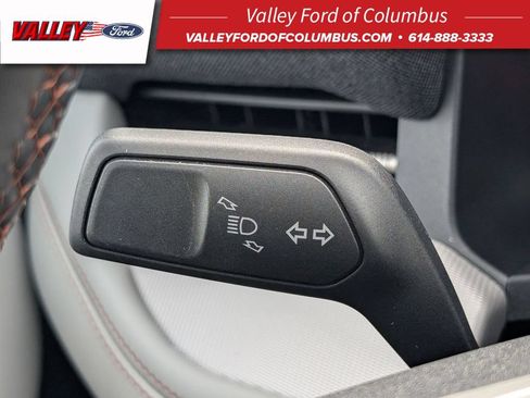 New 2025 Ford Explorer Active w/ Active Comfort Package AWD/4WD image 34