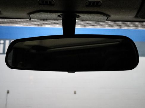 Used 2023 Jeep Wrangler Willys image 31