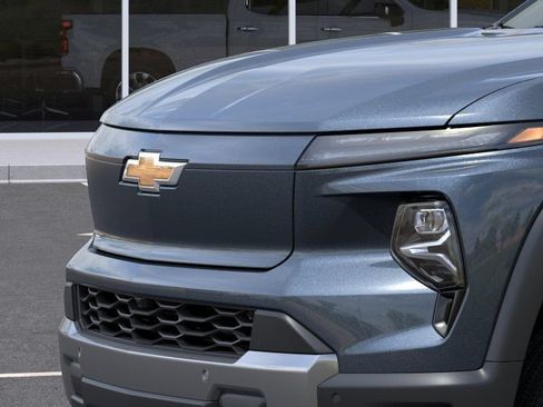 New 2026 Chevrolet Silverado EV LT w/ Plus Package AWD/4WD image 14