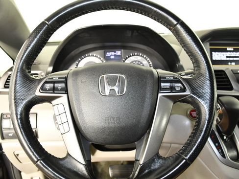 Used 2014 Honda Odyssey EX-L image 19