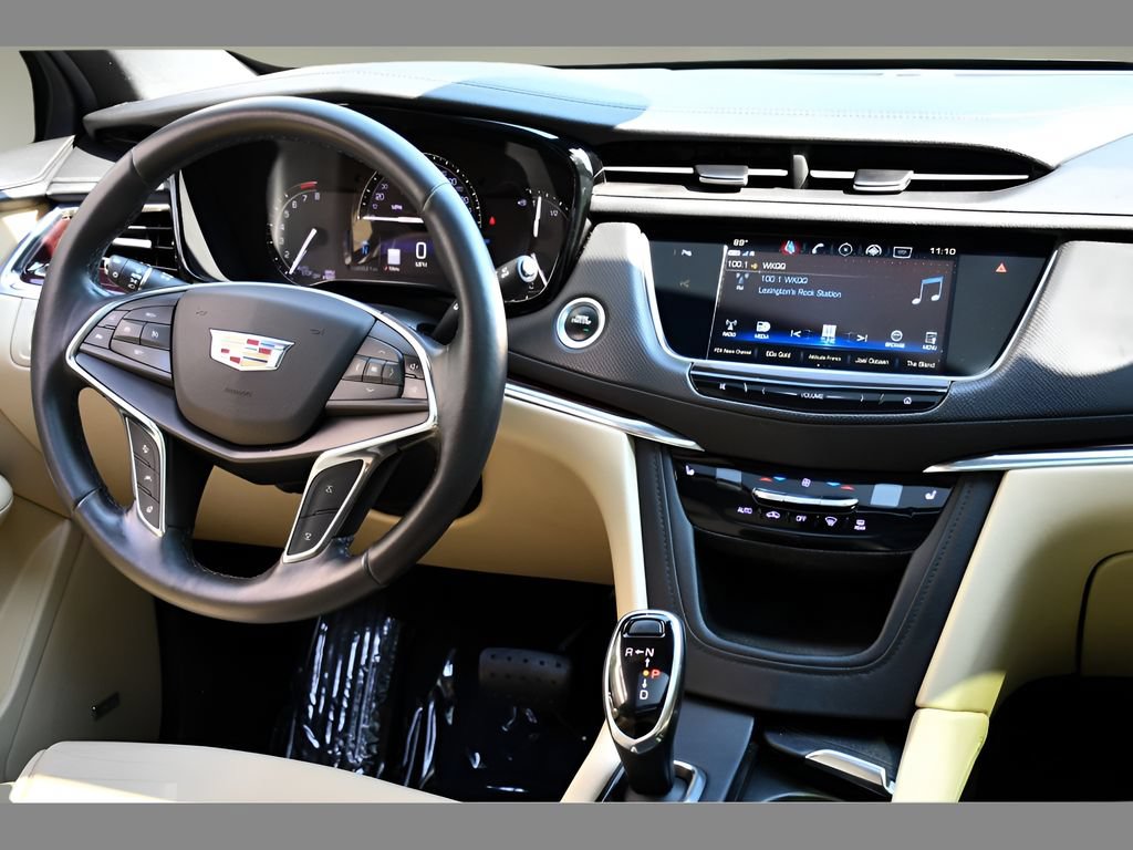 Used 2019 Cadillac XT5 Luxury FWD image 18