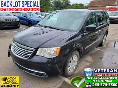 Used 2014 Chrysler Town & Country Touring w/ Driver Convenience Group
