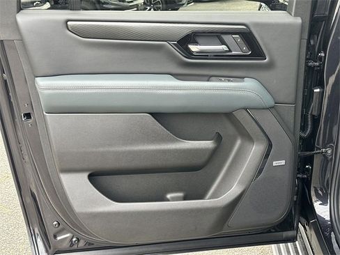 New 2026 GMC Yukon XL AT4 w/ AT4 Premium Plus Package image 25