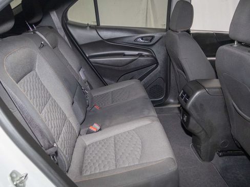 Used 2020 Chevrolet Equinox LT AWD/4WD image 14