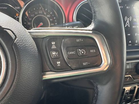 Used 2020 Jeep Gladiator Rubicon AWD/4WD image 31