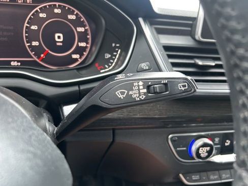 Used 2018 Audi Q5 2.0T Premium image 29