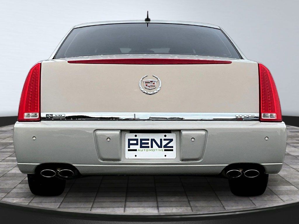 Used 2008 Cadillac DTS FWD image 6