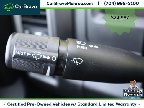 Used 2022 RAM 1500 Tradesman w/ Chrome Appearance Group AWD/4WD image 26