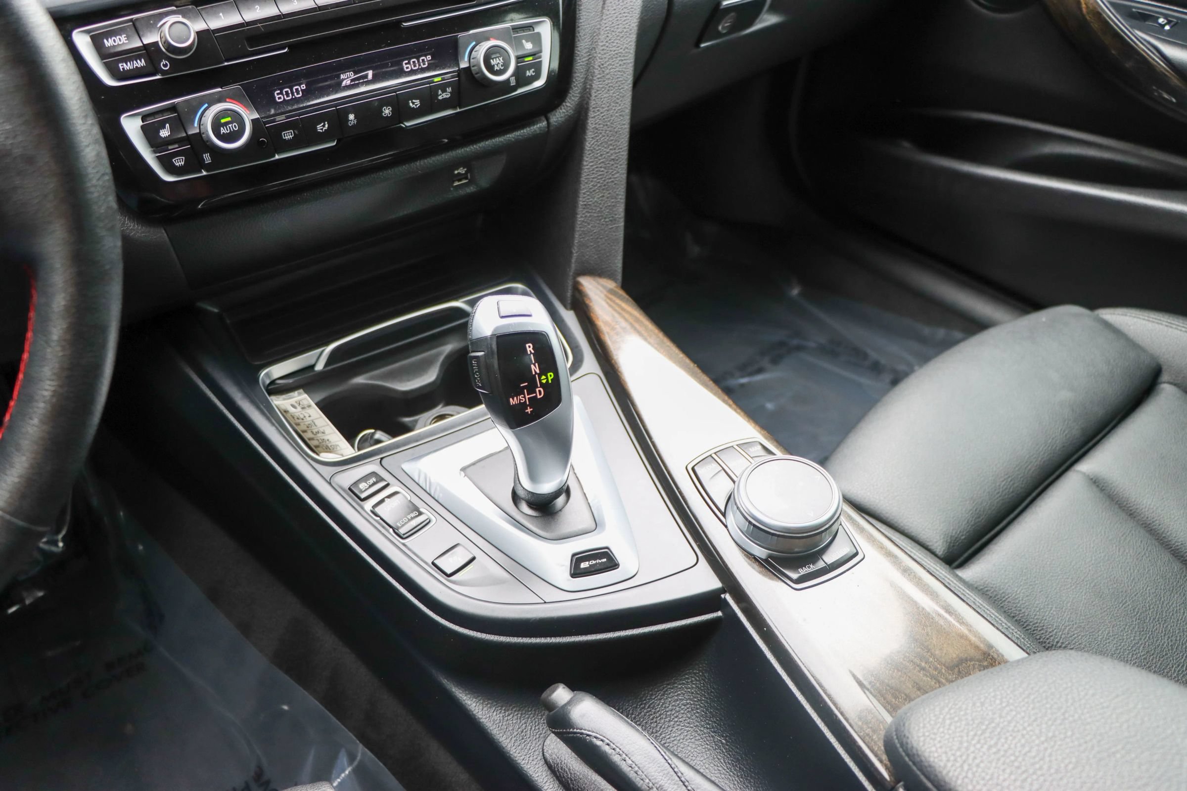 Used 2018 BMW 330e w/ Premium Package RWD image 41