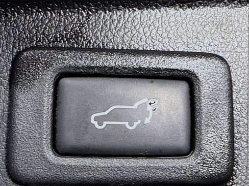 Used 2016 Subaru Outback 2.5i Limited w/ Popular Package #4 image 28