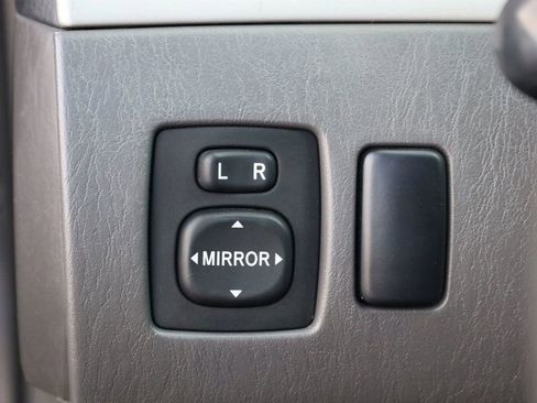 Used 2007 Toyota Solara SE Sport image 23