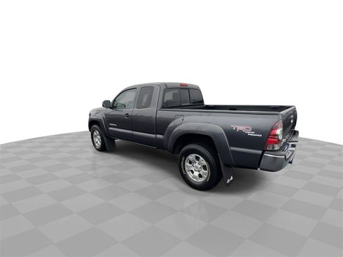 Used 2011 Toyota Tacoma 4x4 Access Cab V6 image 6