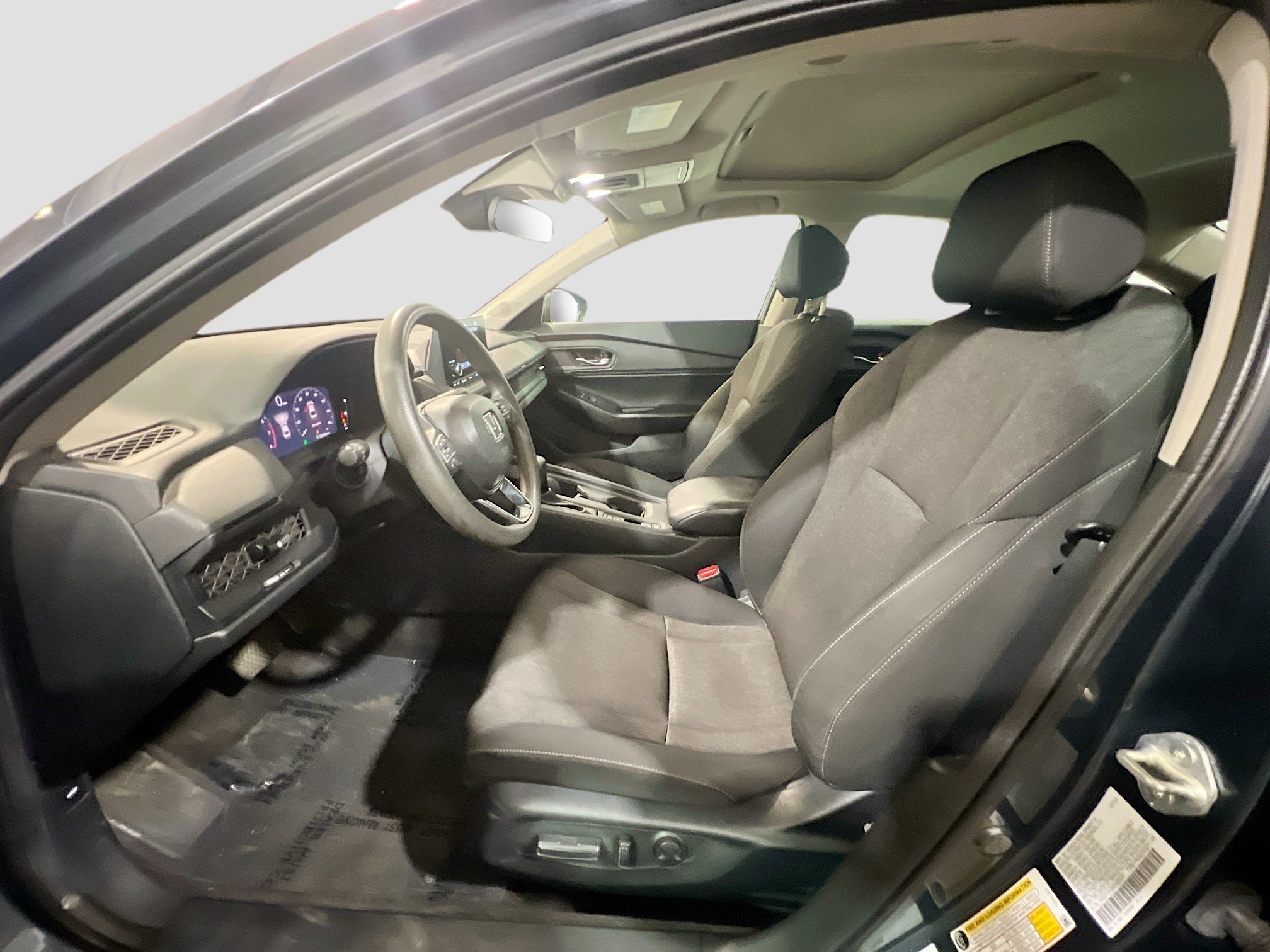 Used 2024 Honda Accord EX image 14
