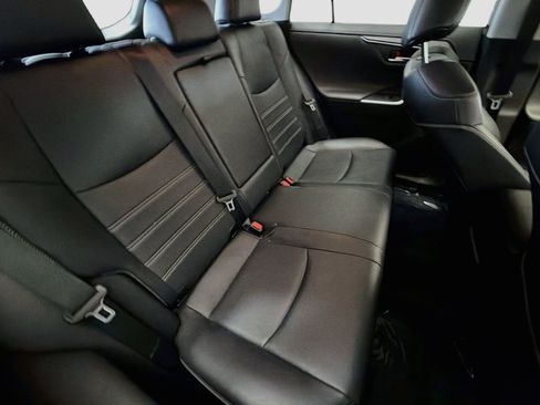 Used 2021 Toyota RAV4 Limited w/ Carpet Mat Package (TMS) FWD image 13