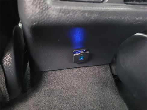 Used 2023 Toyota Camry XLE image 11