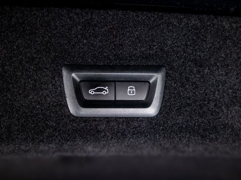 Used 2023 BMW 760i xDrive 760i xDrive w/ Executive Package image 39