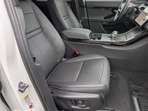 Used 2026 Land Rover Range Rover Evoque S image 18