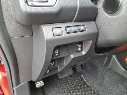 Used 2024 Nissan Frontier Pro-X w/ Pro Convenience Package RWD image 21