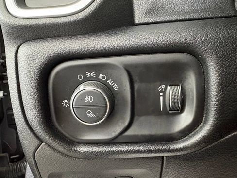 Used 2022 RAM 1500 Big Horn AWD/4WD image 19
