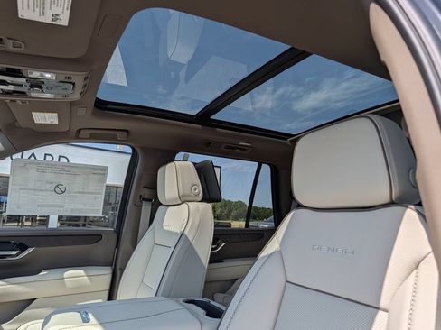 New 2026 GMC Yukon Denali w/ Denali Reserve Package AWD/4WD image 26