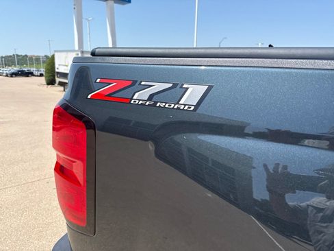 Used 2018 Chevrolet Silverado 2500 LTZ w/ Vortec Plus Package AWD/4WD image 7