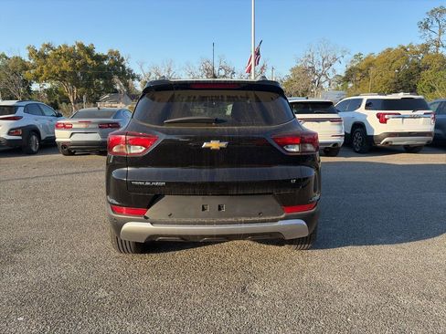 Used 2021 Chevrolet TrailBlazer LT w/ Convenience Package image 7