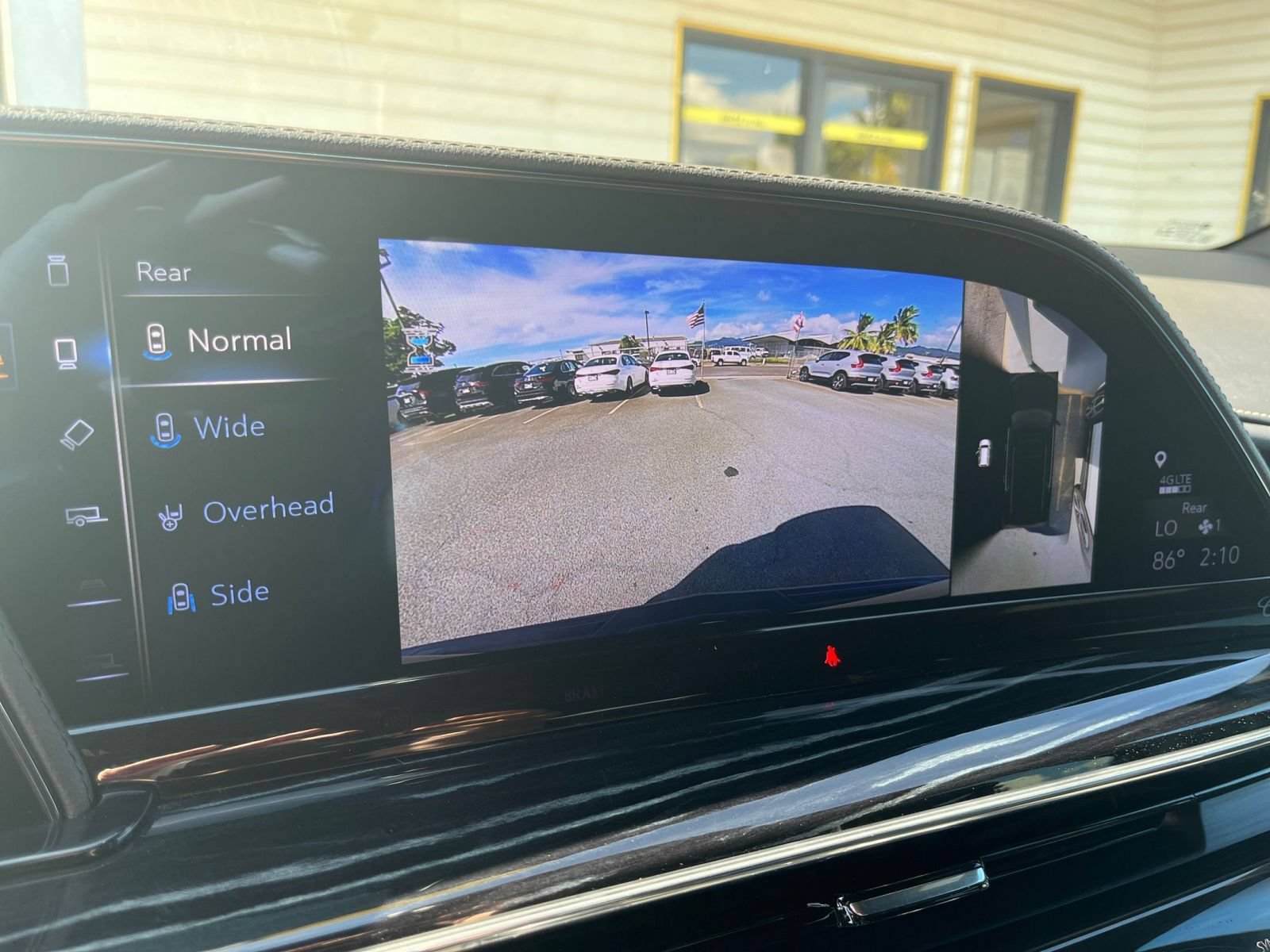 Used 2023 Cadillac Escalade Sport AWD/4WD image 21