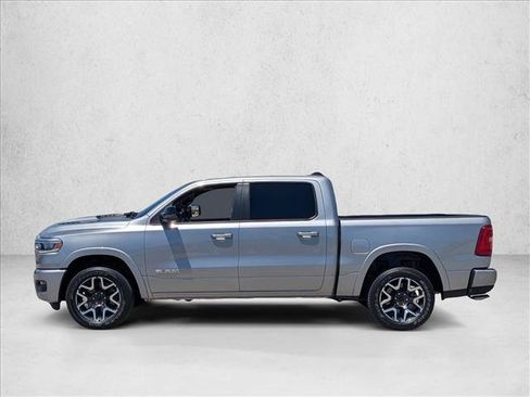 Used 2025 RAM 1500 Laramie w/ Sport Appearance Package AWD/4WD image 9